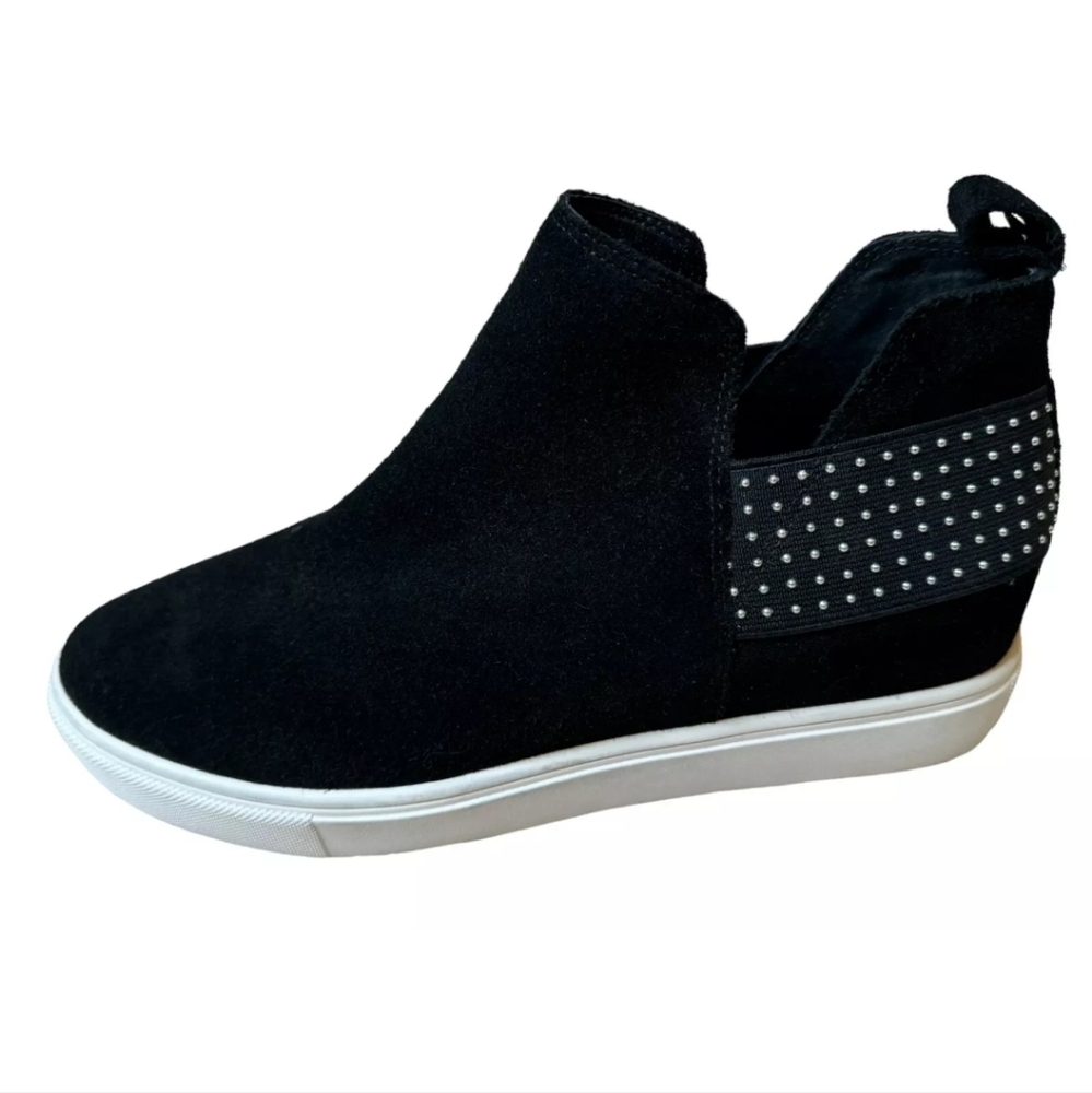 Steve Madden CRUSHIN Suede Studded Slip On Sneakers
